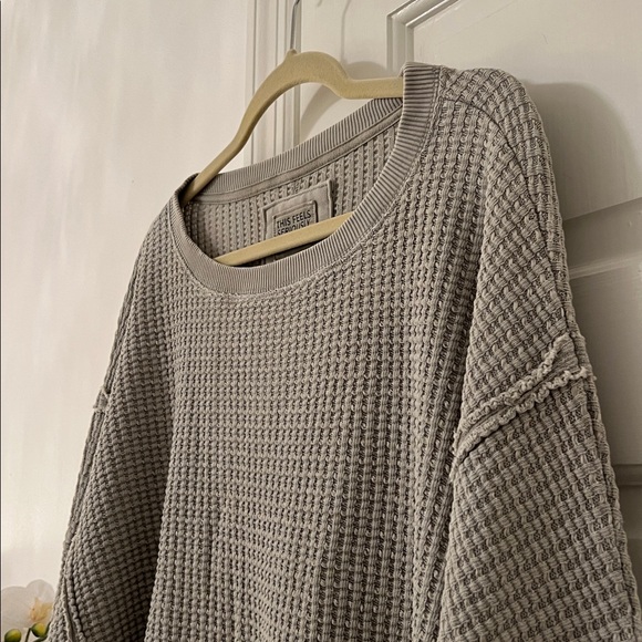 AE Big Hug Waffle Crew Neck Sweatshirt - Picture 10 of 15